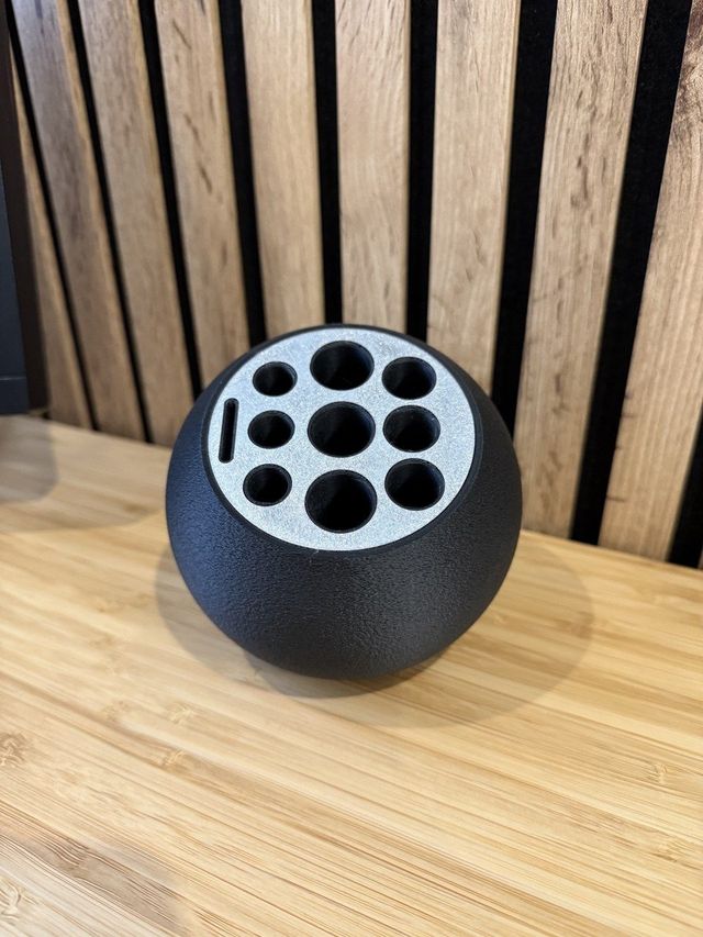 Шаровидная подставка для канцелярии — 3D-Fabrica